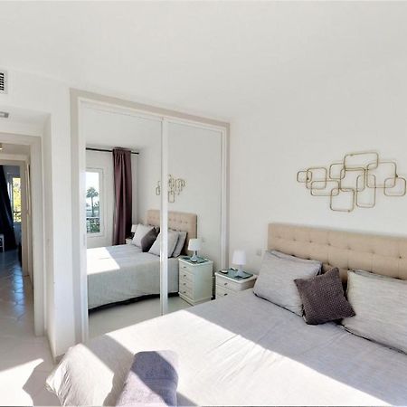 Top Floor Apartment - Amazing Sea View Sitio de Calahonda المظهر الخارجي الصورة