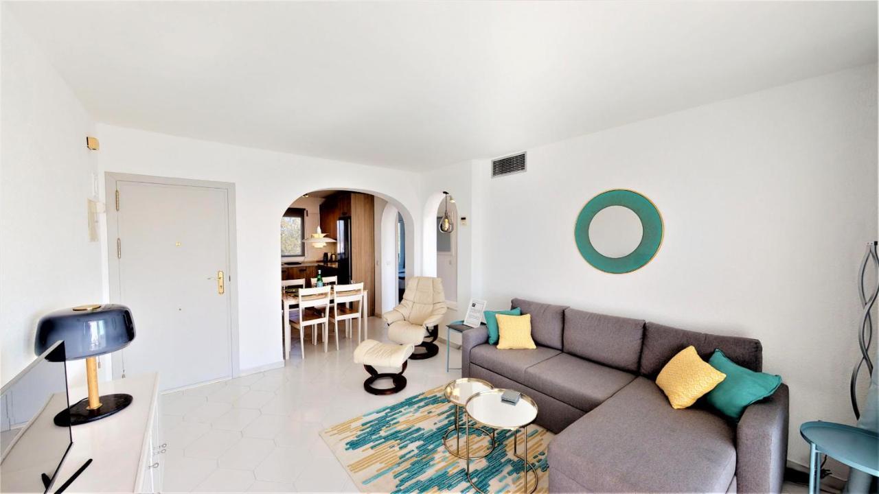 Top Floor Apartment - Amazing Sea View Sitio de Calahonda المظهر الخارجي الصورة