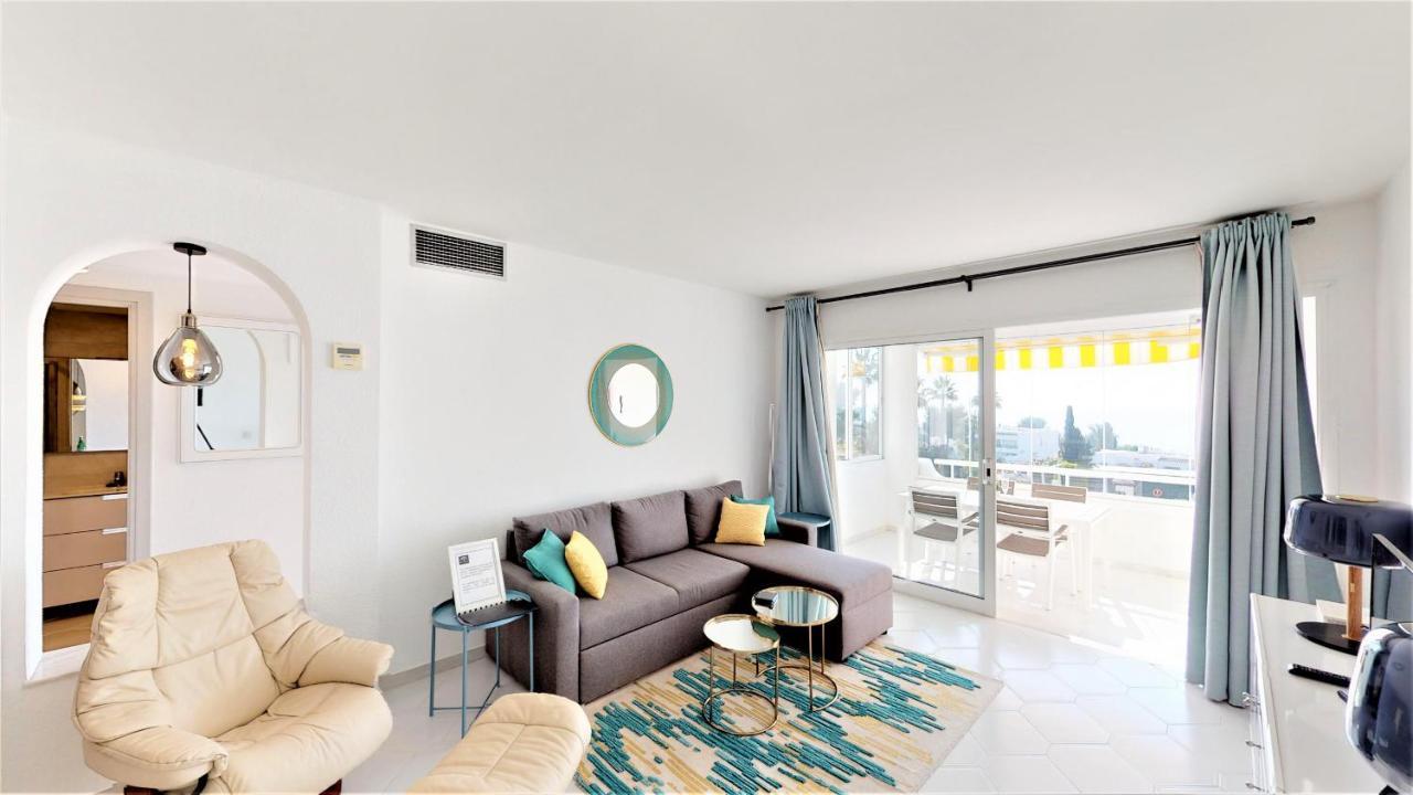 Top Floor Apartment - Amazing Sea View Sitio de Calahonda المظهر الخارجي الصورة