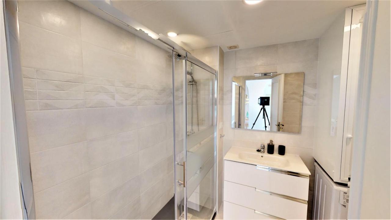 Top Floor Apartment - Amazing Sea View Sitio de Calahonda المظهر الخارجي الصورة