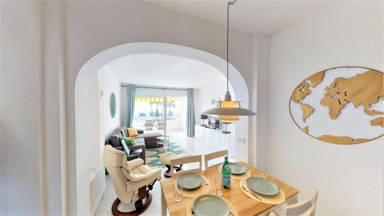 Top Floor Apartment - Amazing Sea View Sitio de Calahonda المظهر الخارجي الصورة
