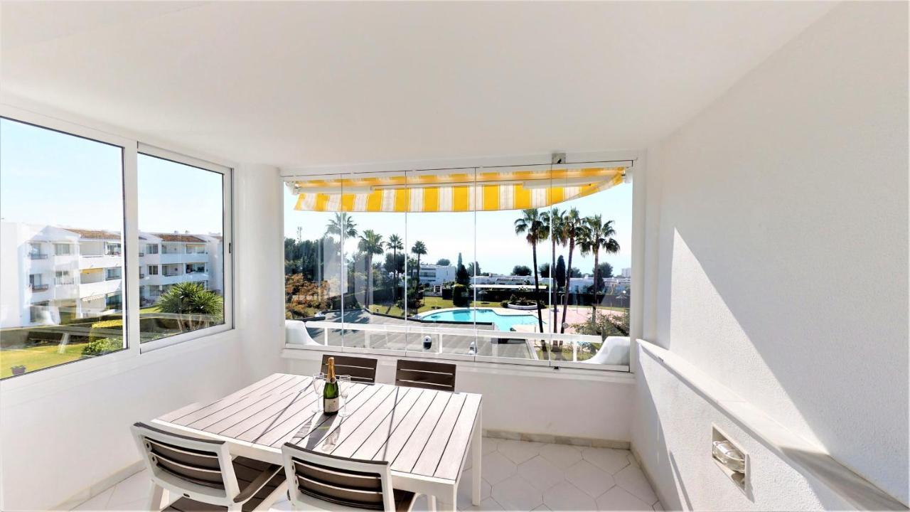 Top Floor Apartment - Amazing Sea View Sitio de Calahonda المظهر الخارجي الصورة