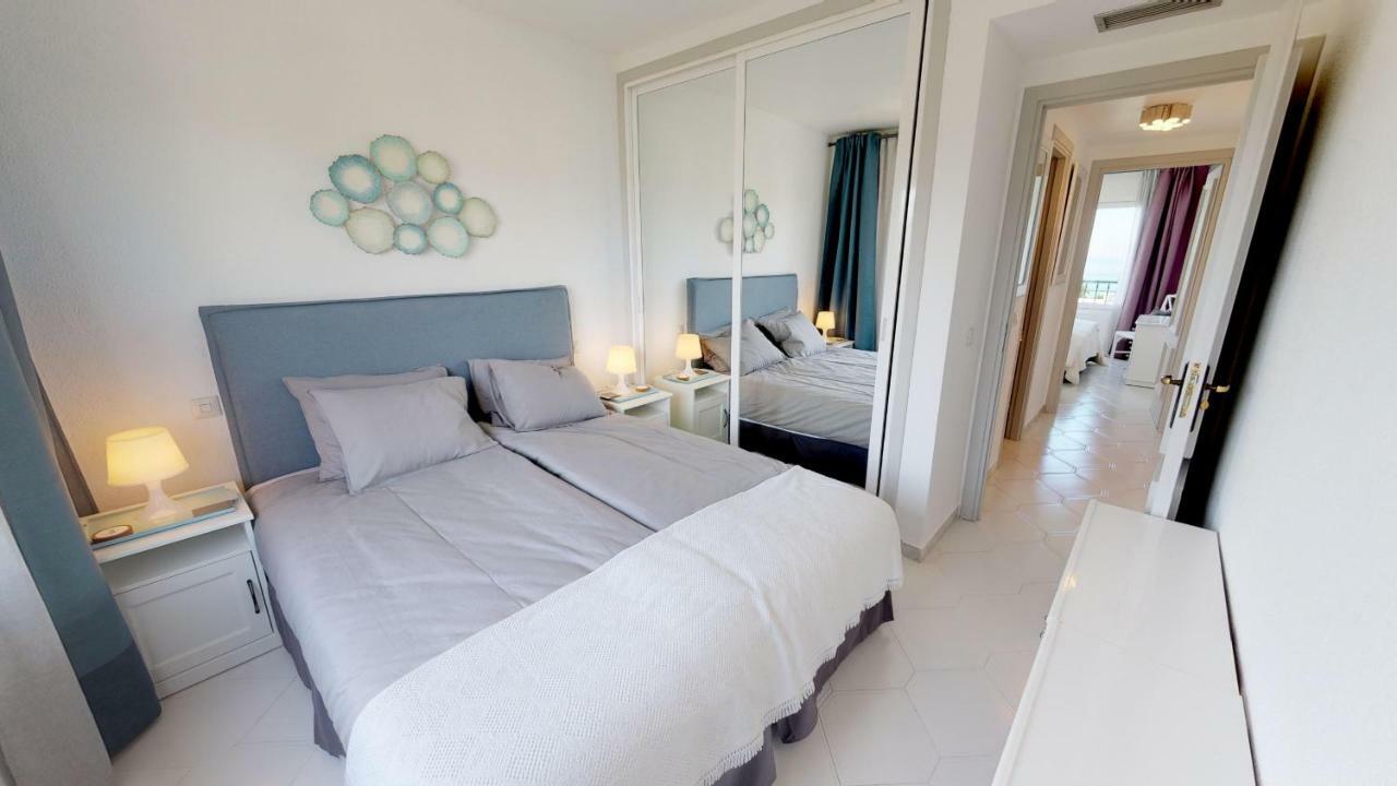 Top Floor Apartment - Amazing Sea View Sitio de Calahonda المظهر الخارجي الصورة